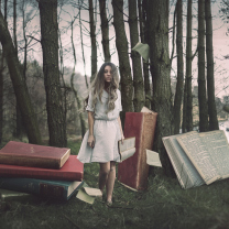 Fondo de pantalla Forest Nymph Surrounded By Books 208x208
