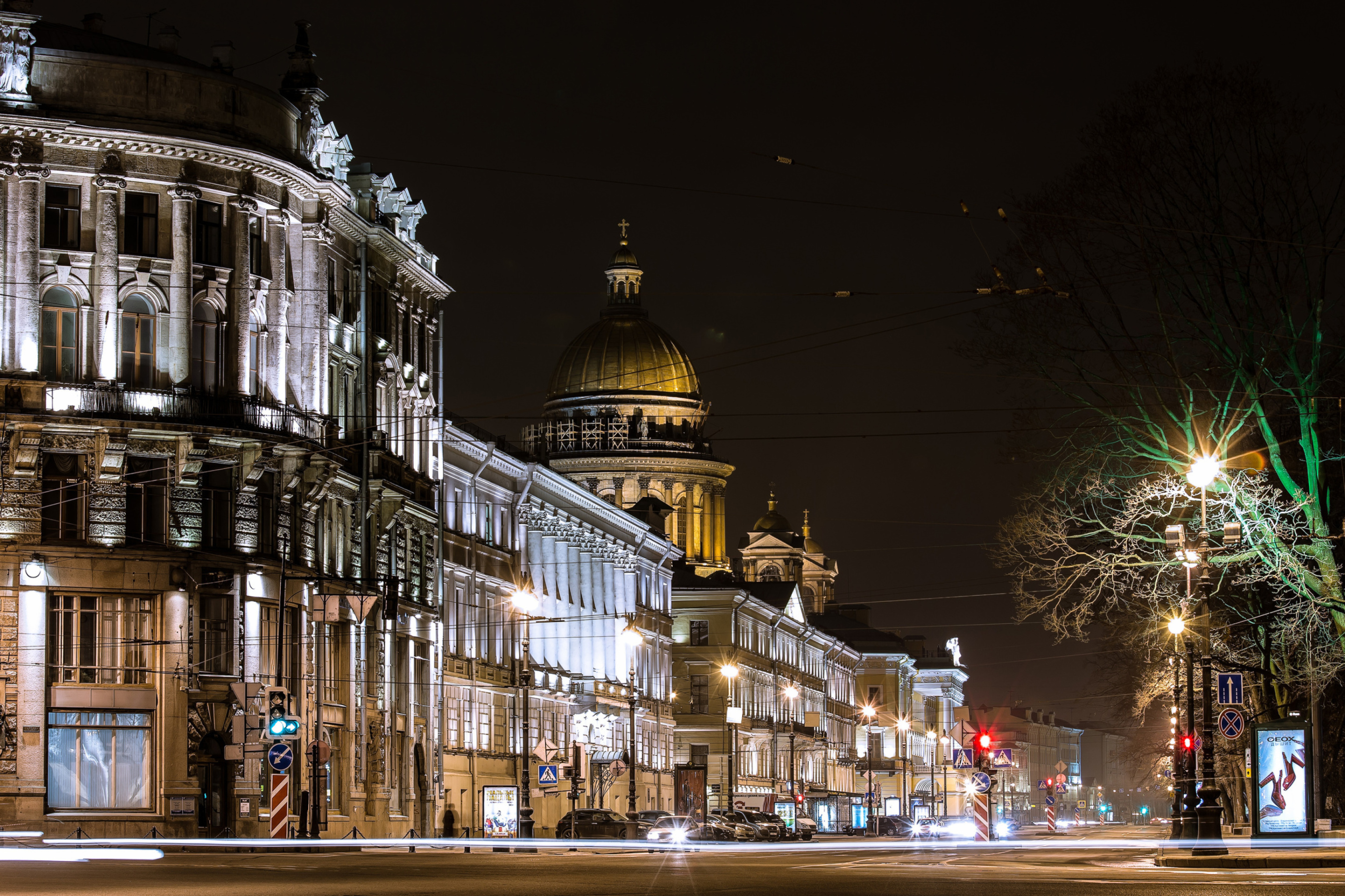 Das Saint Isaacs Cathedral in Petersburg Wallpaper 2880x1920