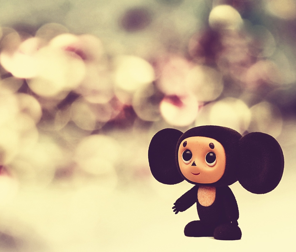 Das Cheburashka Funny Creature Wallpaper 1200x1024