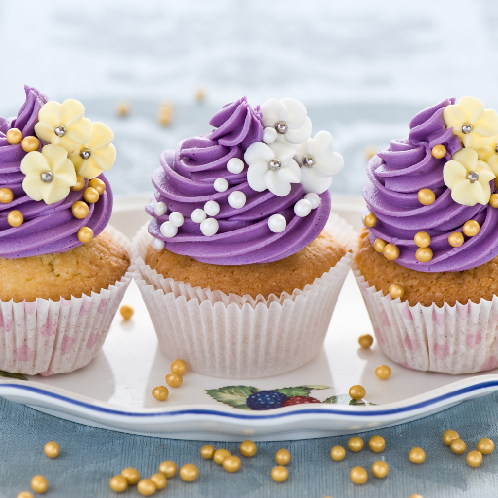 Обои Purple Cupcake 1024x1024