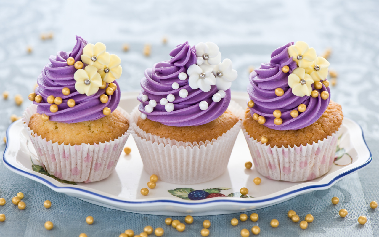 Sfondi Purple Cupcake 1280x800
