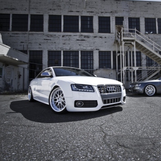 Audi RS5 - Obrázkek zdarma pro 208x208
