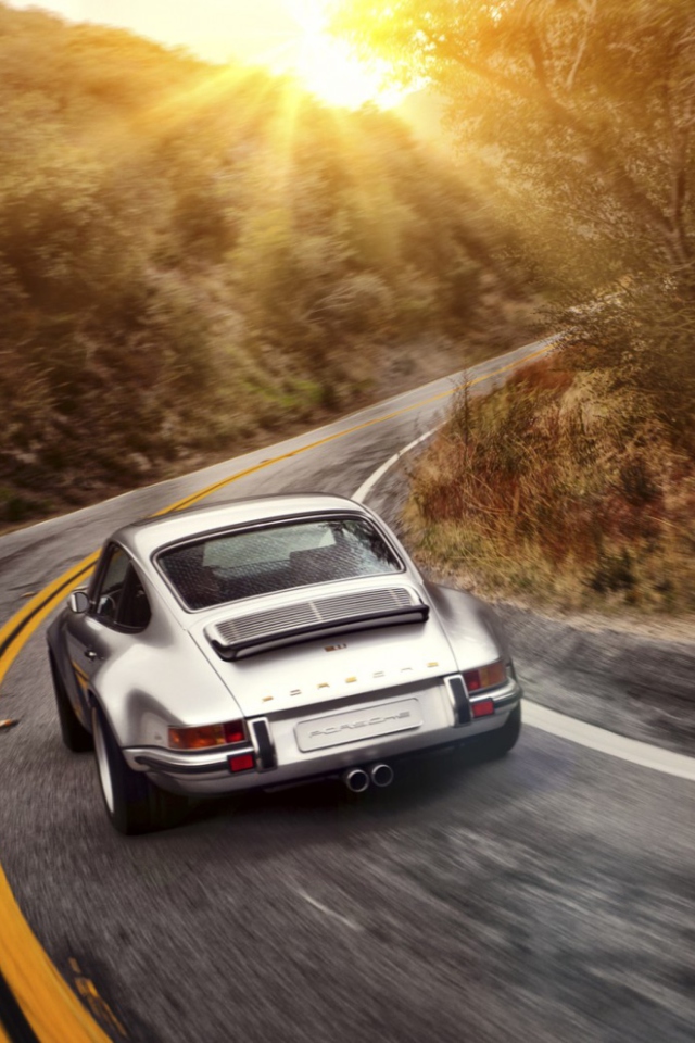 Porsche 911 screenshot #1 640x960