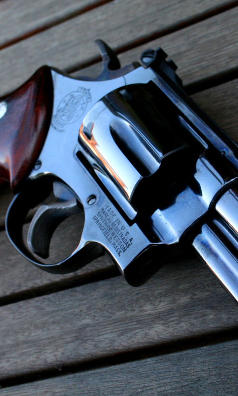 Sfondi 44 Remington Magnum Revolver 480x800