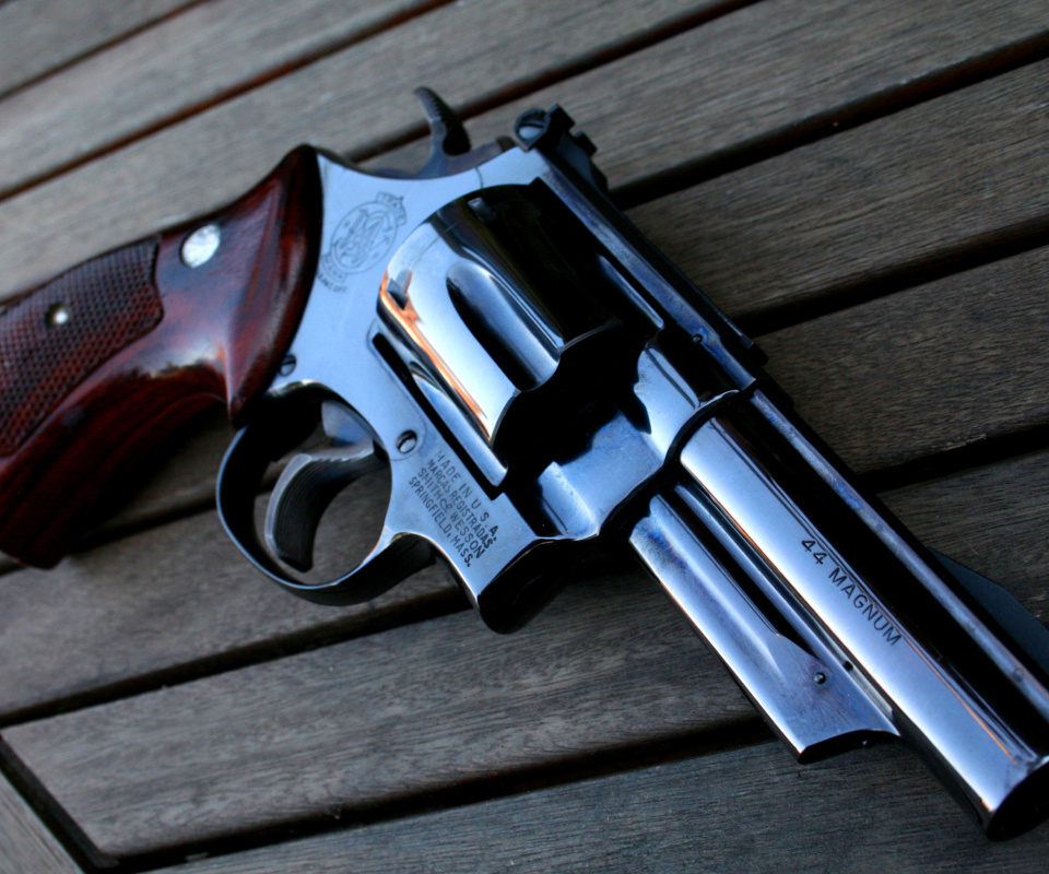 Das 44 Remington Magnum Revolver Wallpaper 960x800