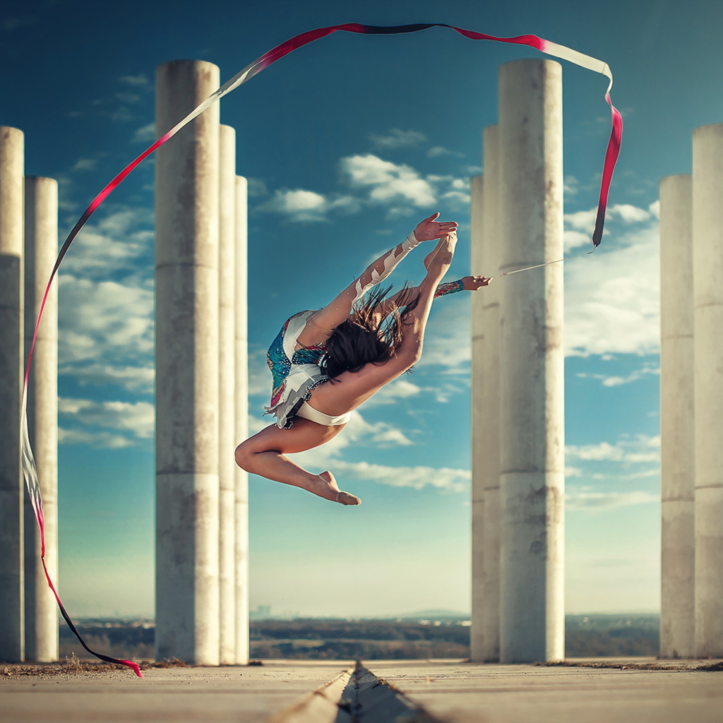 Gymnastics Jump wallpaper 1024x1024