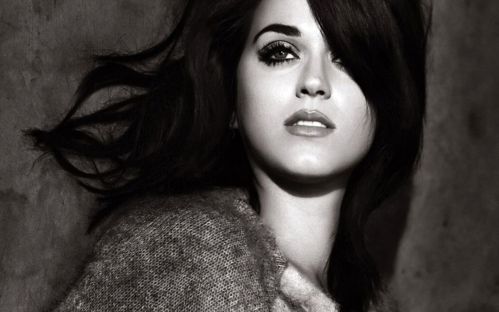 Screenshot №1 pro téma Katy Perry Black And White 1680x1050