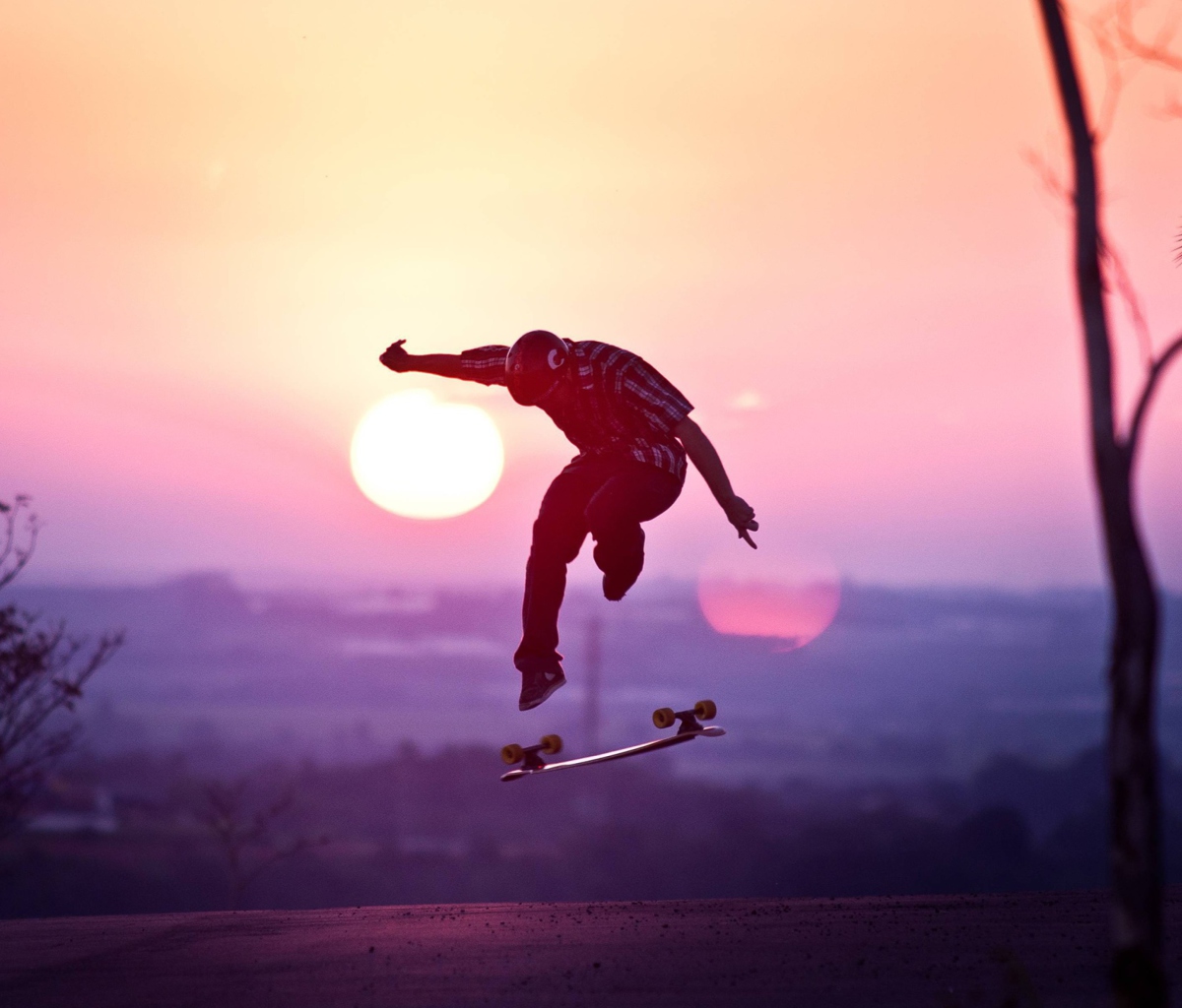 Fondo de pantalla Sunset Skateboard Jump 1200x1024
