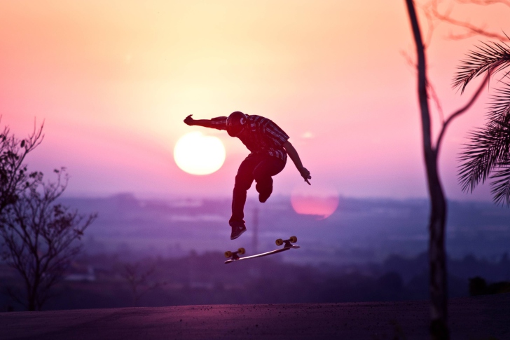 Das Sunset Skateboard Jump Wallpaper