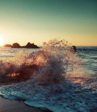 Ocean Wave sfondi gratuiti per HTC Smart