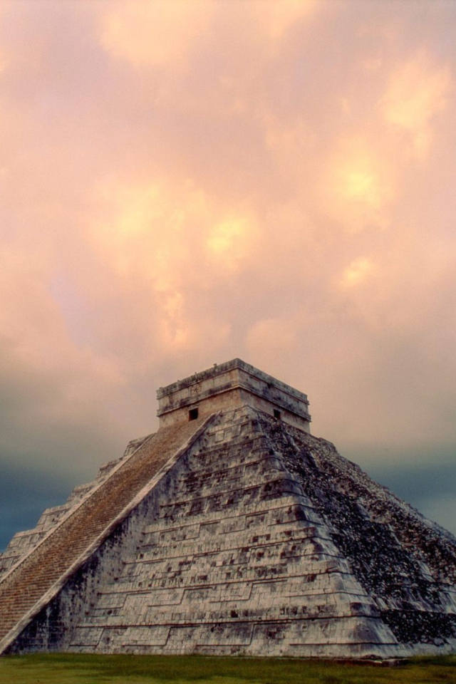 Sfondi Chichen Itza Yucatan Mexico - El Castillo 640x960