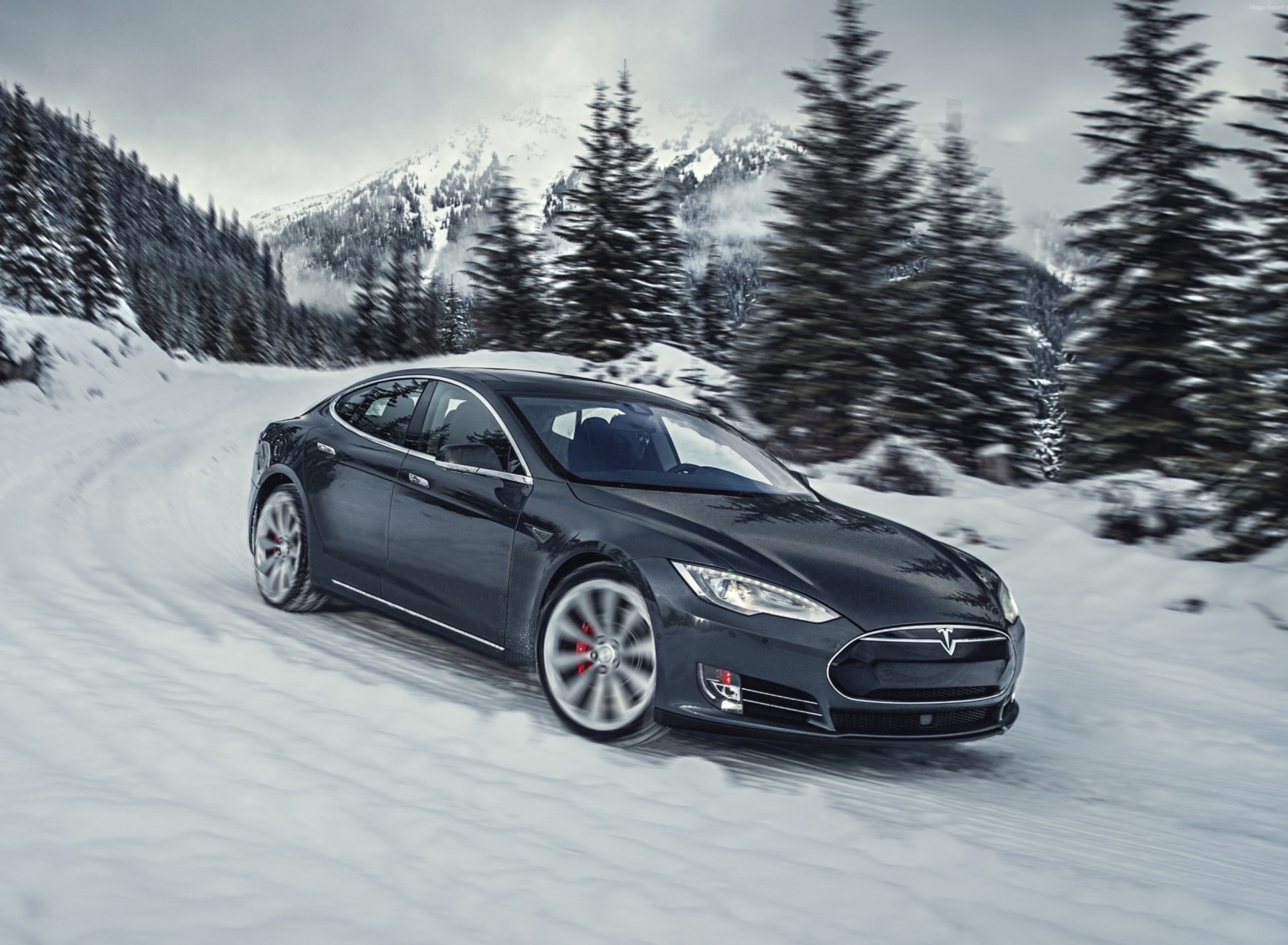 Fondo de pantalla Tesla Model S P85D on Snow 1920x1408