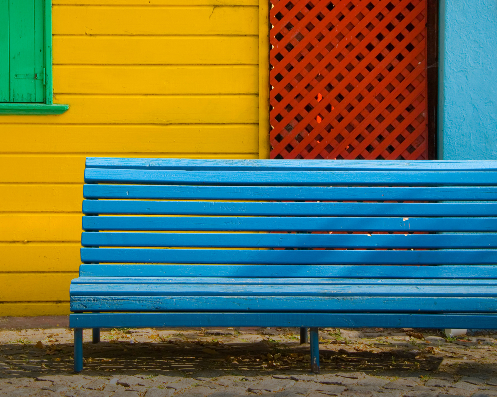 Colorful Houses and Bench wallpaper 1600x1280