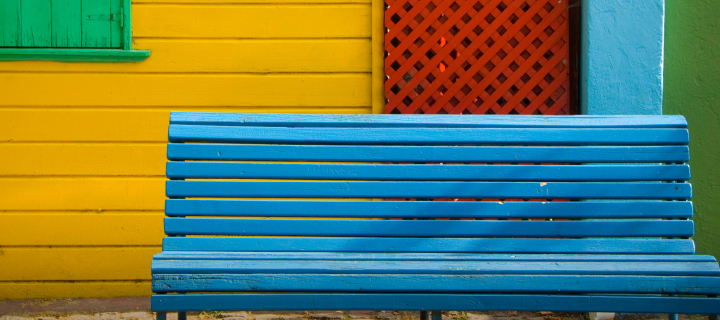 Colorful Houses and Bench wallpaper 720x320