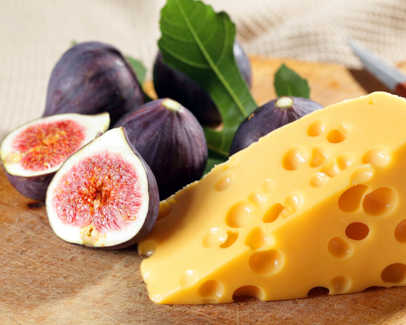 Das Fig And Cheese Wallpaper 1600x1280