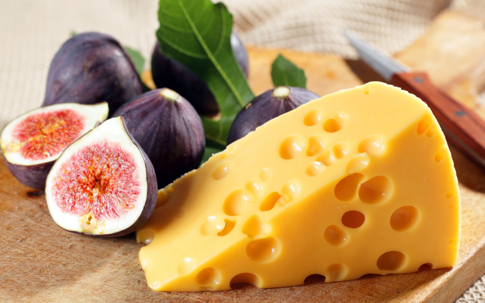 Das Fig And Cheese Wallpaper 1680x1050