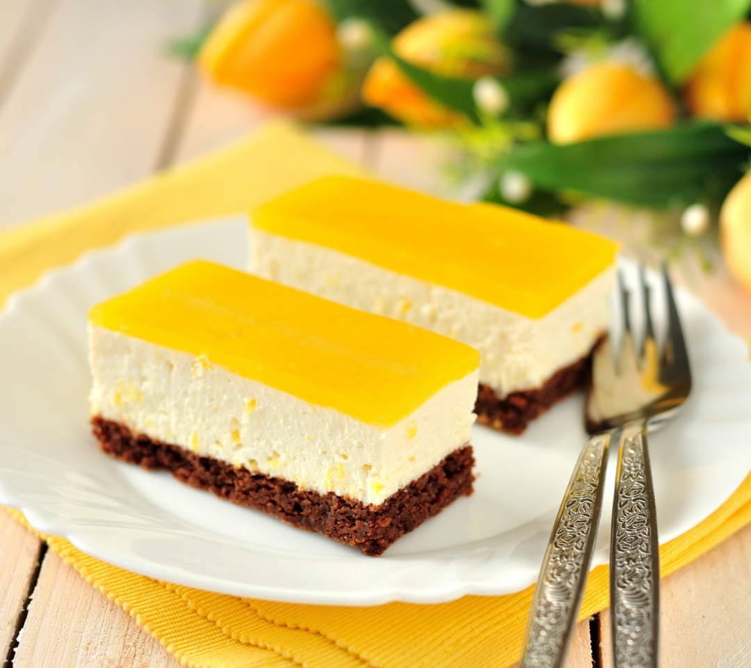 Обои Yellow Souffle Dessert 1080x960