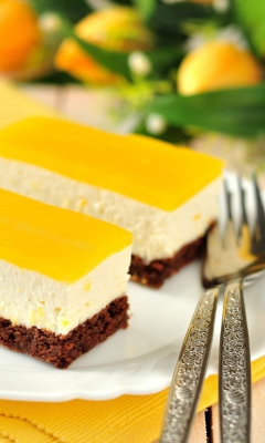 Fondo de pantalla Yellow Souffle Dessert 240x400