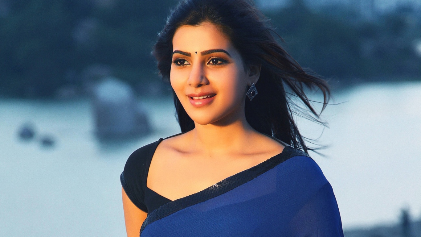 Samantha 2014 wallpaper 1366x768