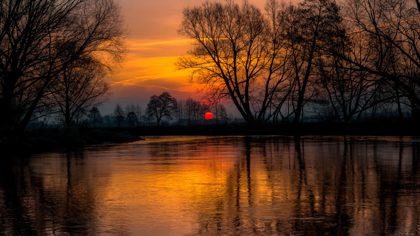 Atmospheric optic Reflection and Sunset screenshot #1 1600x900