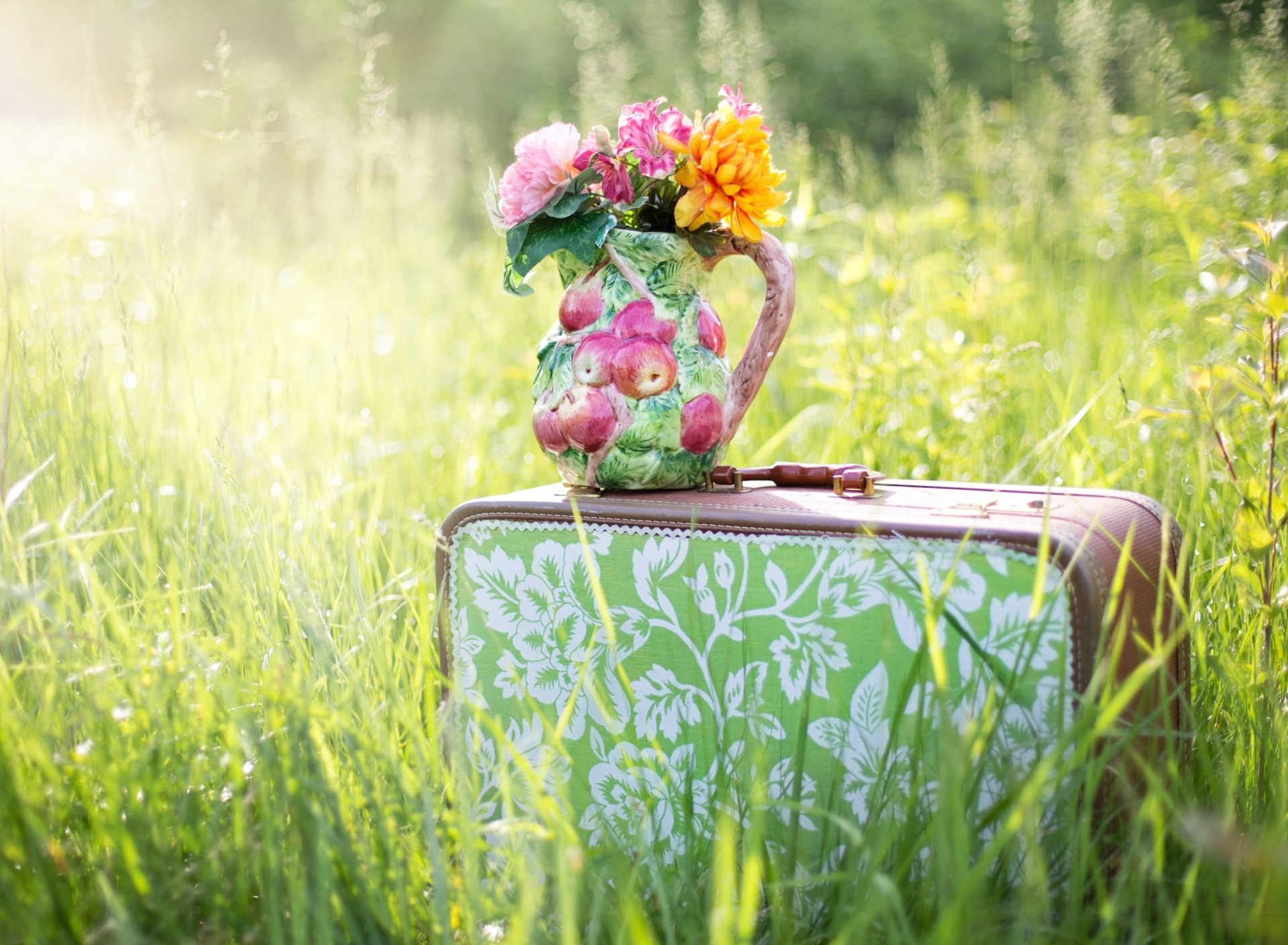 Fondo de pantalla Bouquet in Creative Vase 1920x1408