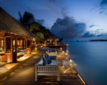 Обои 5 Star Conrad Maldives Rangali Resort 220x176