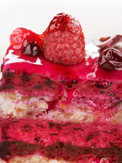 Sfondi Delicious Berries Cake 480x640