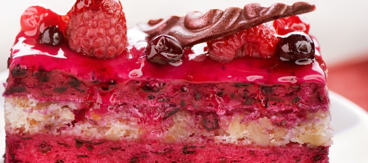 Das Delicious Berries Cake Wallpaper 720x320