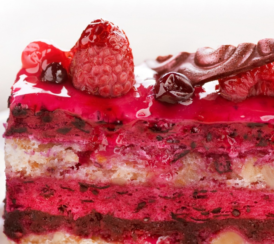Das Delicious Berries Cake Wallpaper 960x854