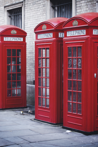 Red English Phone Booths wallpaper 320x480