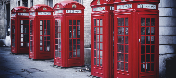 Red English Phone Booths screenshot #1 720x320