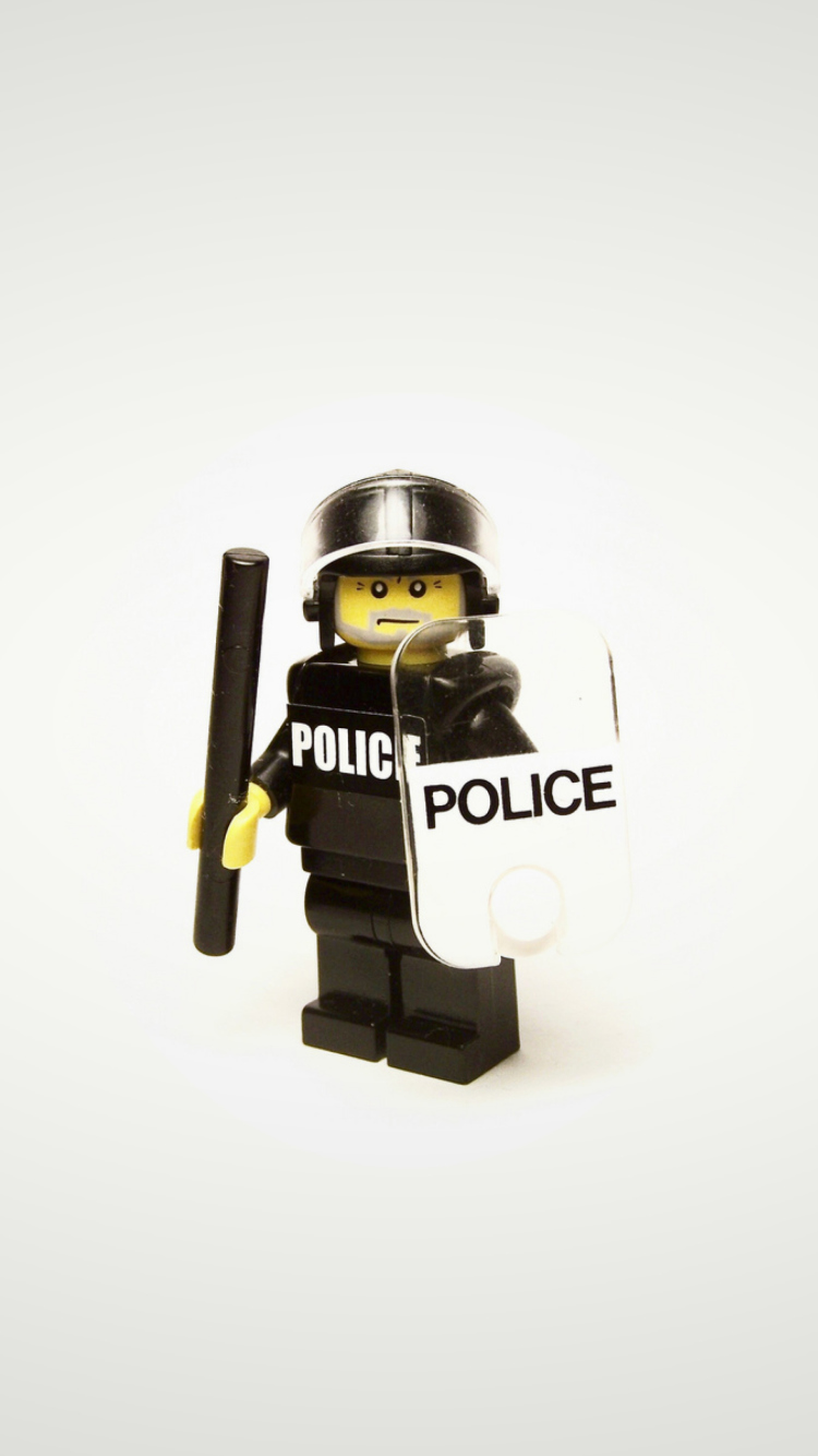 Das Police Lego Wallpaper 750x1334