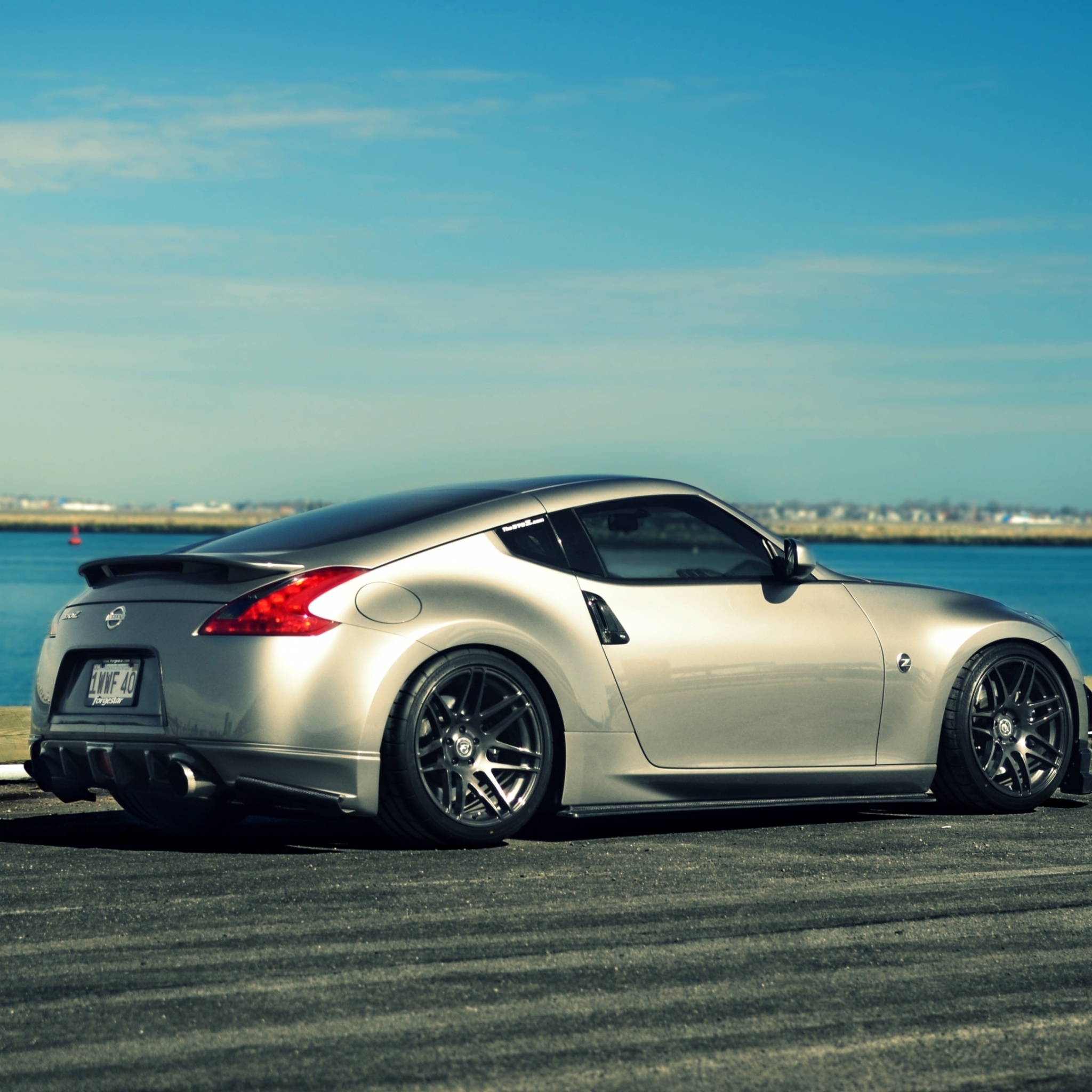 Nissan 370z wallpaper 2048x2048