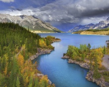 Das Banff National Park in Canada Wallpaper 220x176