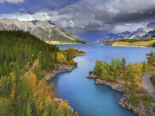 Screenshot №1 pro téma Banff National Park in Canada 320x240