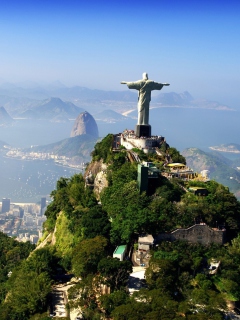 Screenshot №1 pro téma Statue Of Christ On Corcovado Hill In Rio De Janeiro Brazil 240x320