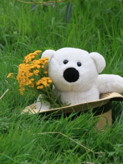 Fondo de pantalla White Teddy With Flower Bouquet 240x320