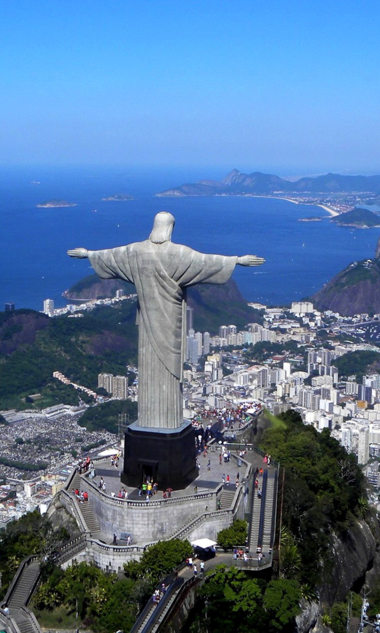 Обои Christ the Redeemer statue in Rio de Janeiro 768x1280