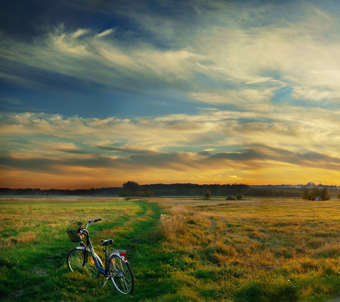 Das Riding Bicycle In Country Side Wallpaper 1080x960