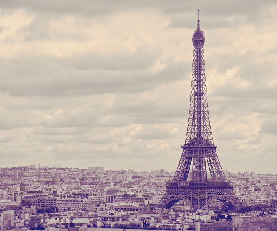 Fondo de pantalla Eiffel Tower Landmark Color 960x800