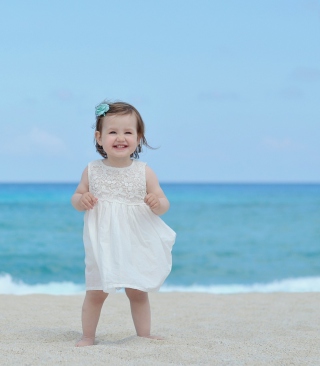 Little Angel At Beach papel de parede para celular para iPhone 5