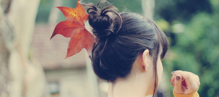 Autumn Hair Style wallpaper 720x320