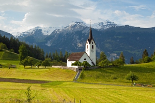 Switzerland Alps - Obrázkek zdarma pro Motorola DROID 3