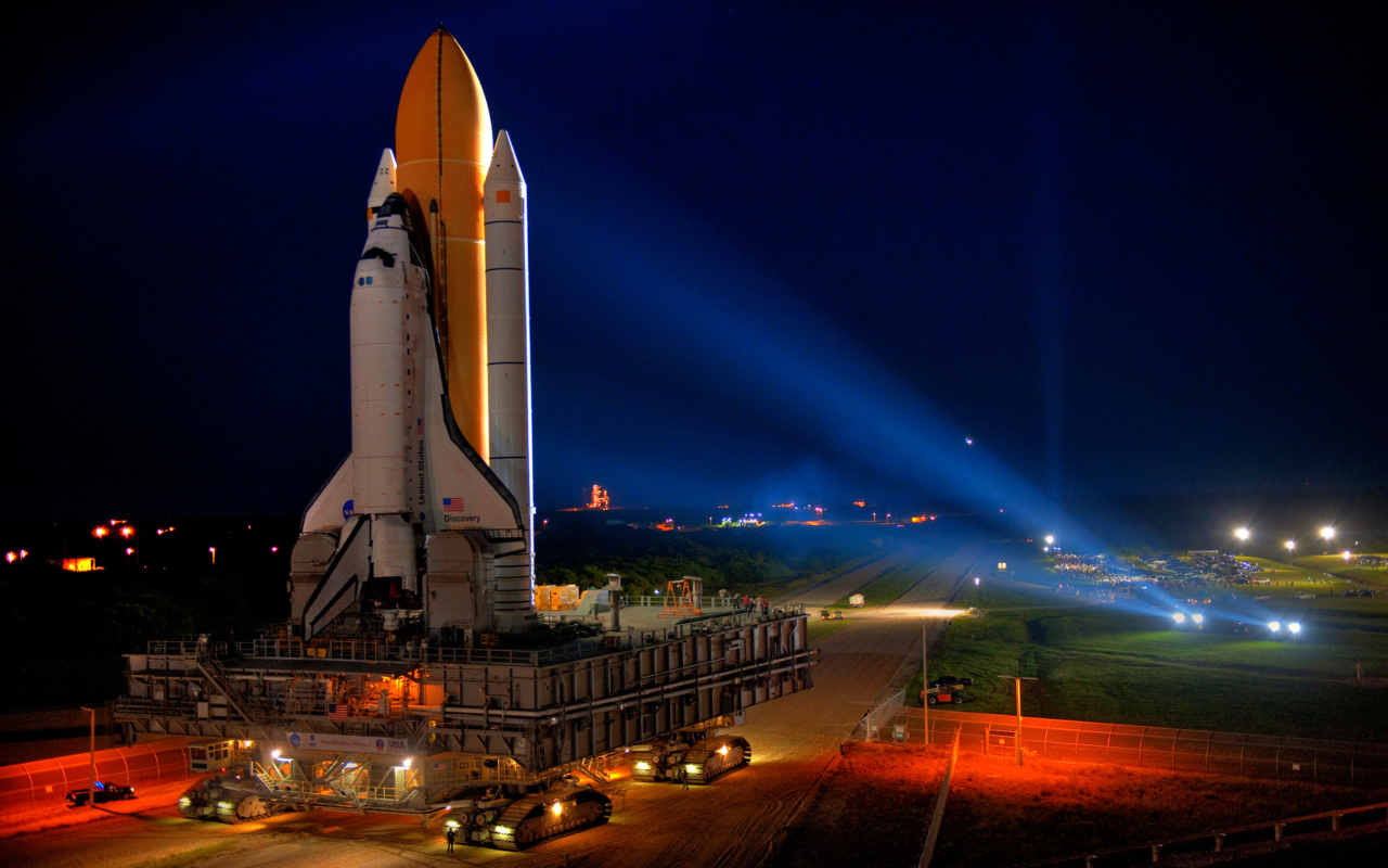 Fondo de pantalla Space Shuttle Discovery 1280x800
