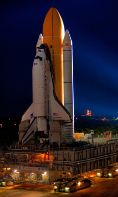 Space Shuttle Discovery wallpaper 240x400