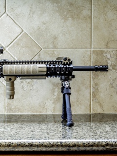 Das AR15 BCM Assaultrifle Wallpaper 240x320