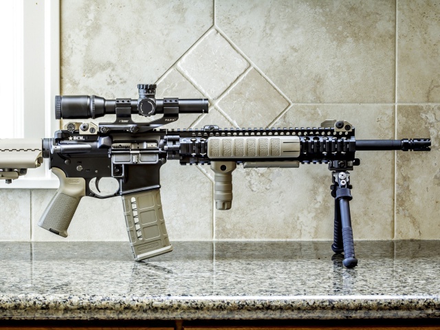 Sfondi AR15 BCM Assaultrifle 640x480