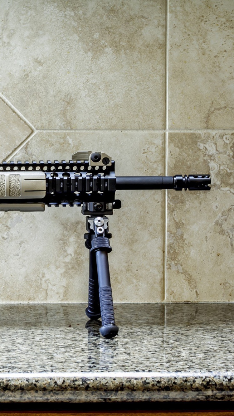 Das AR15 BCM Assaultrifle Wallpaper 750x1334