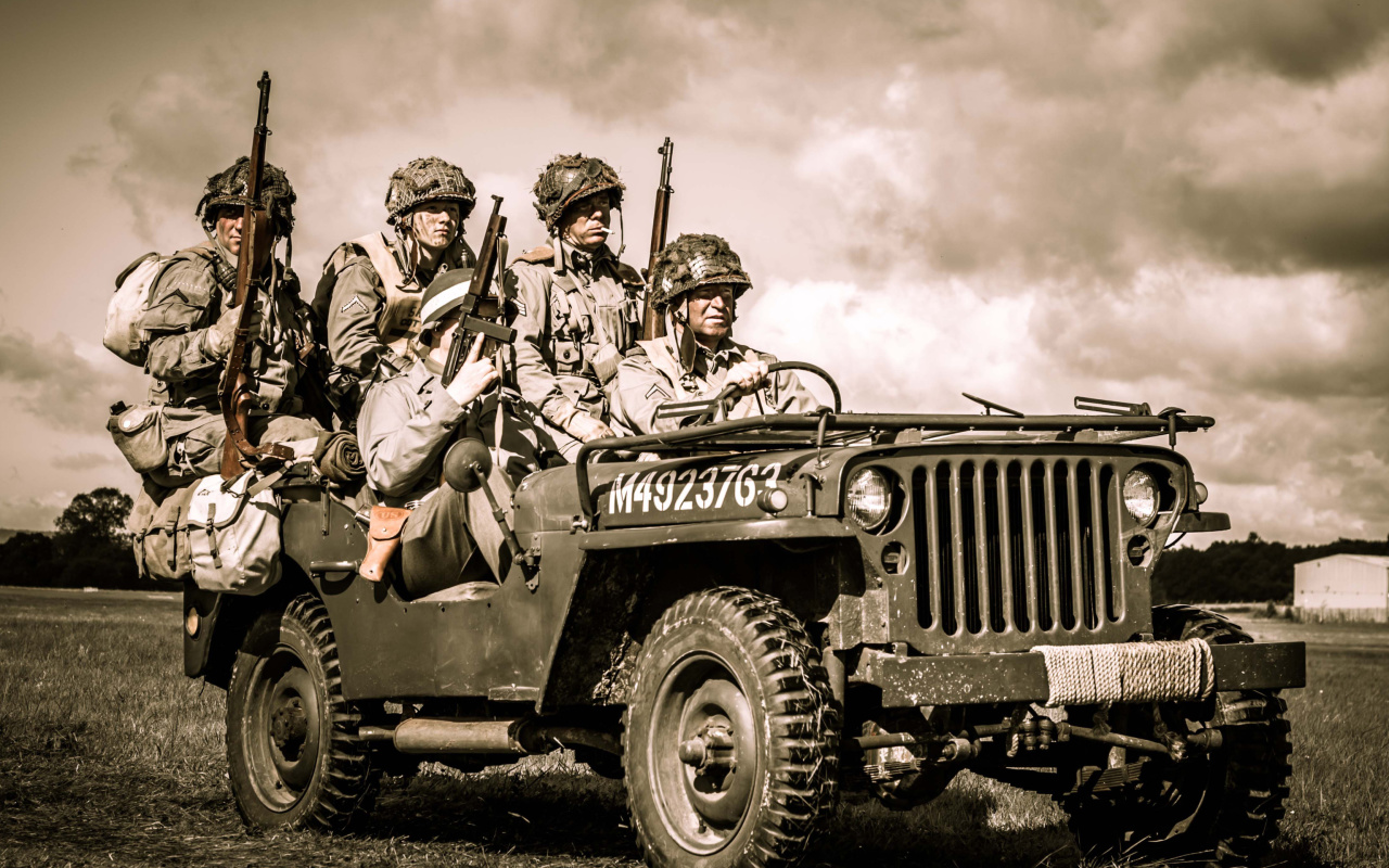 Soldiers on Jeep wallpaper 1280x800