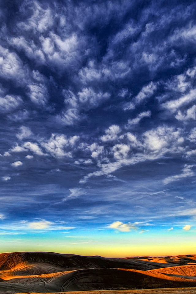 Desktop Desert Skyline screenshot #1 640x960